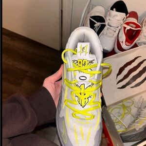 Puma Women's Sneakers Gray and neon green